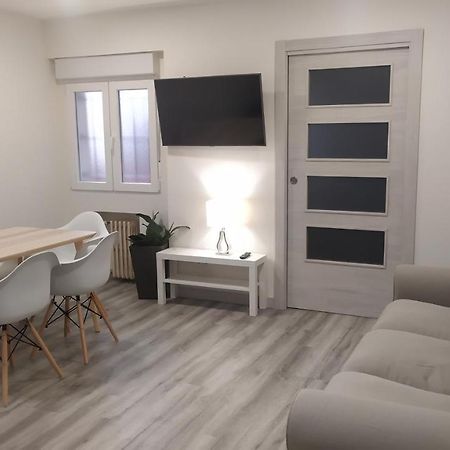 Mirrooms Oviedo Kültér fotó
