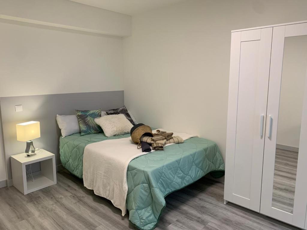 Mirrooms Oviedo Kültér fotó