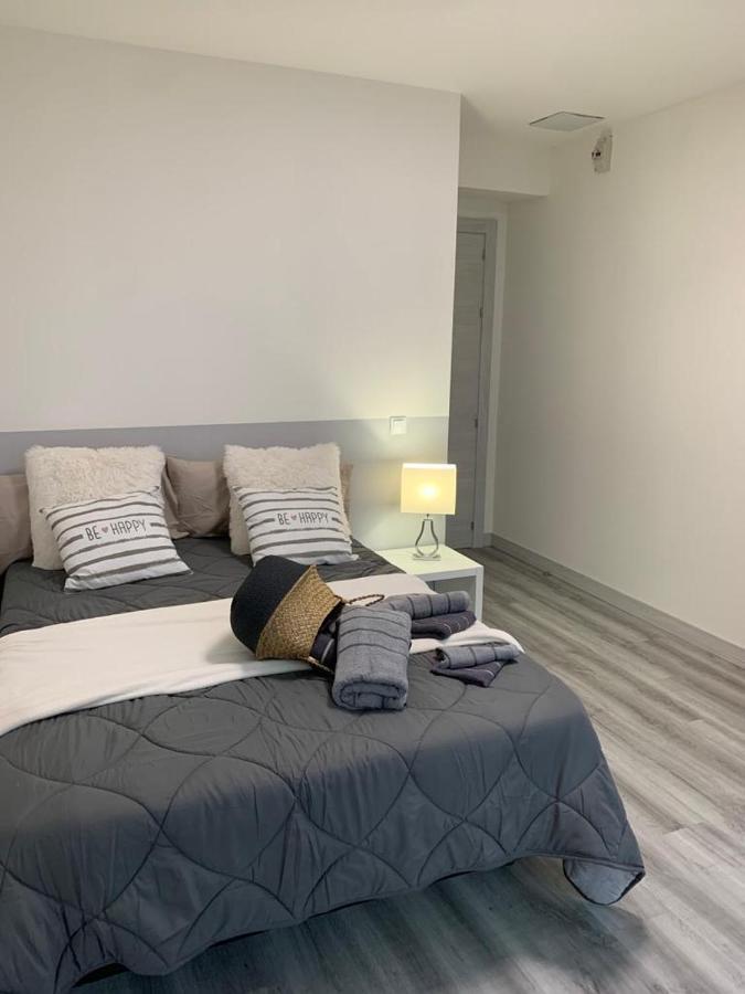 Mirrooms Oviedo Kültér fotó