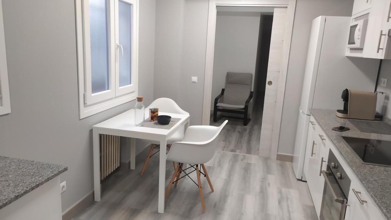 Mirrooms Oviedo Kültér fotó