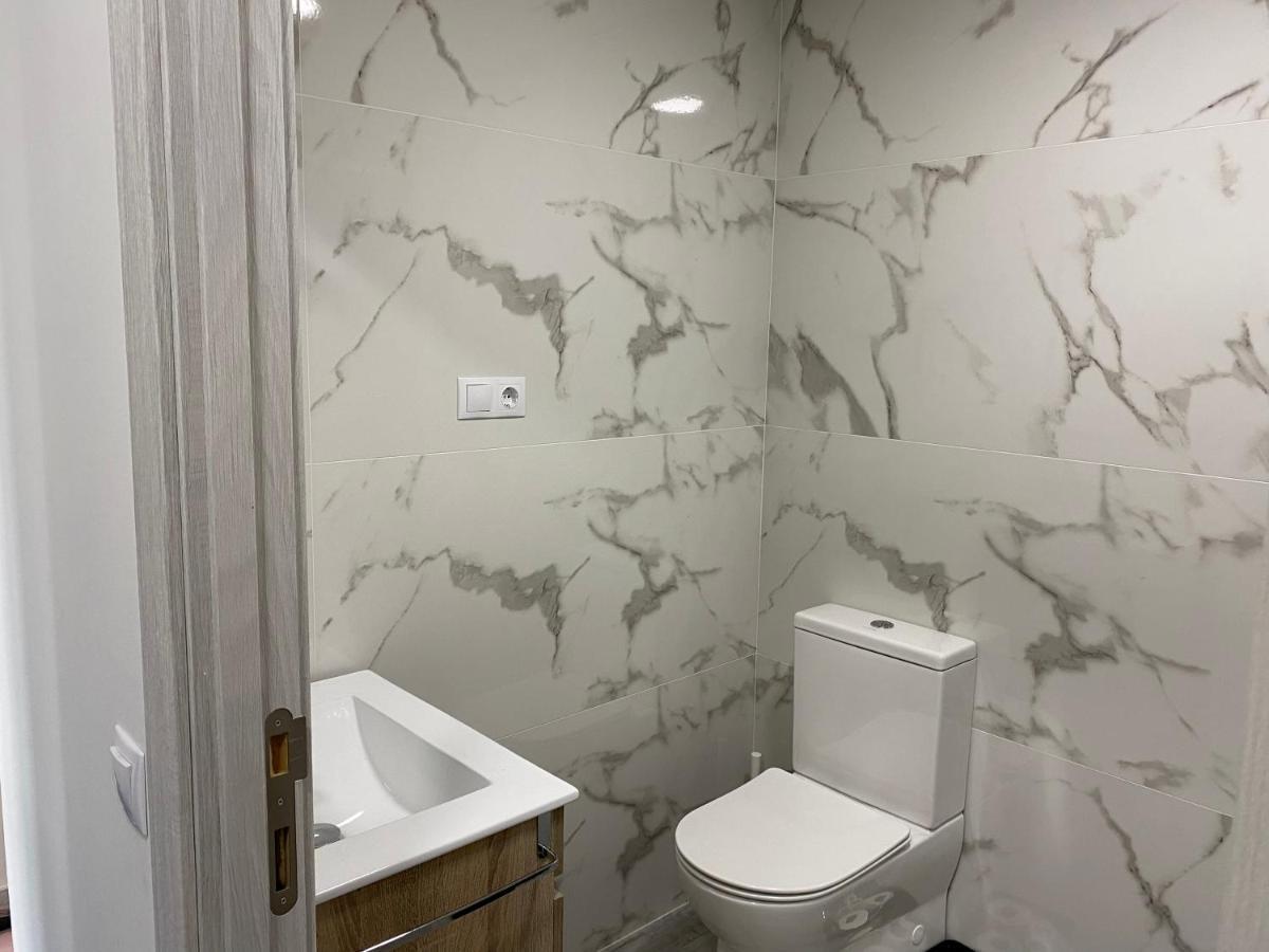 Mirrooms Oviedo Kültér fotó