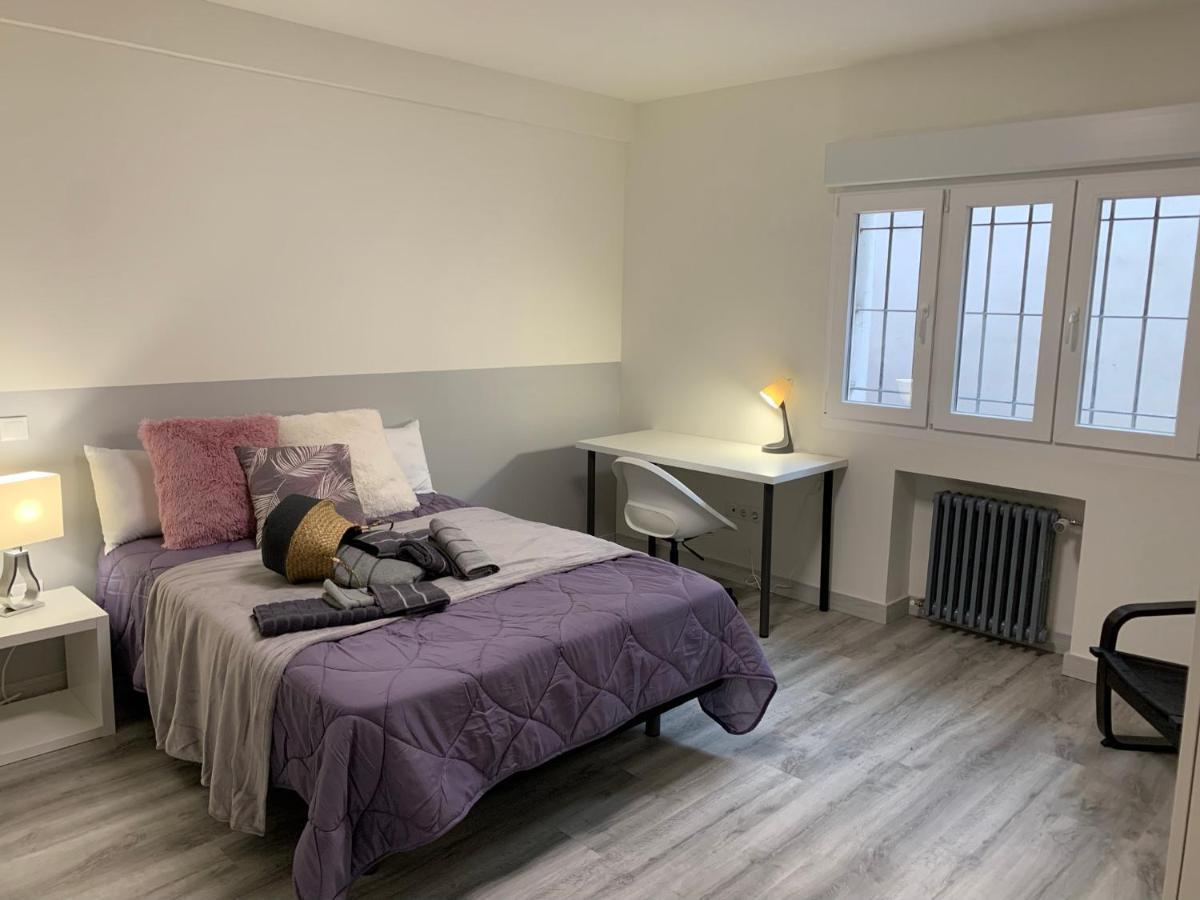 Mirrooms Oviedo Kültér fotó