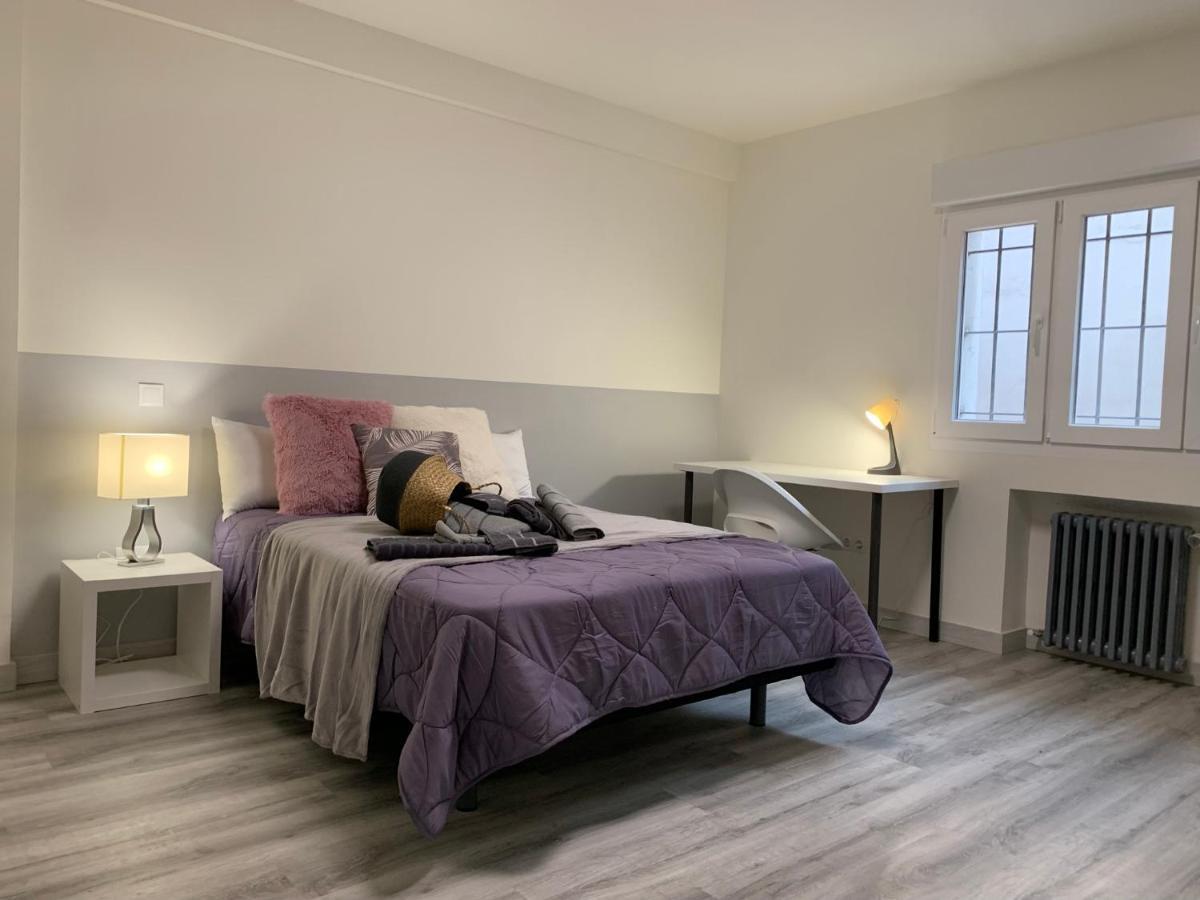 Mirrooms Oviedo Kültér fotó