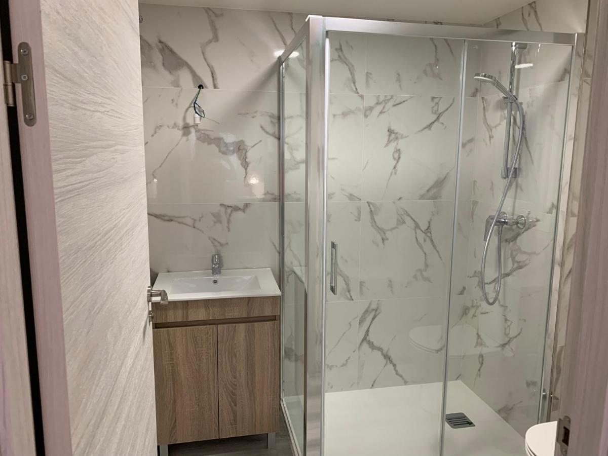 Mirrooms Oviedo Kültér fotó