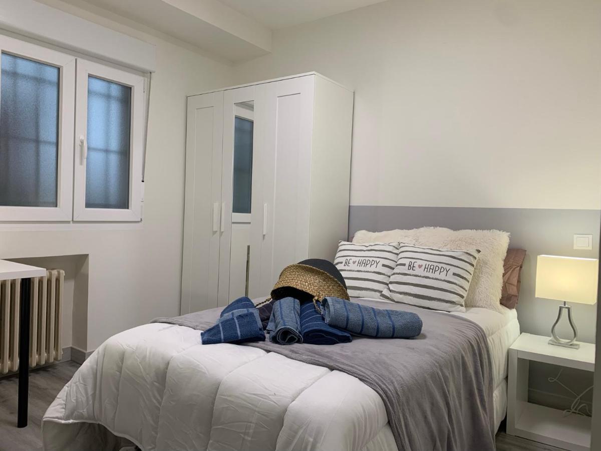 Mirrooms Oviedo Kültér fotó