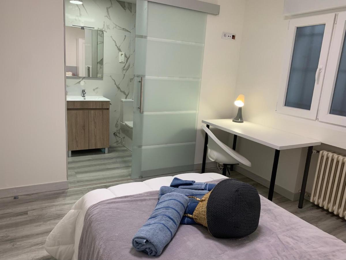 Mirrooms Oviedo Kültér fotó
