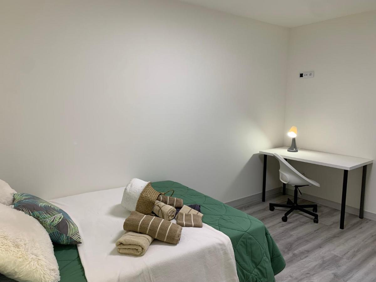 Mirrooms Oviedo Kültér fotó
