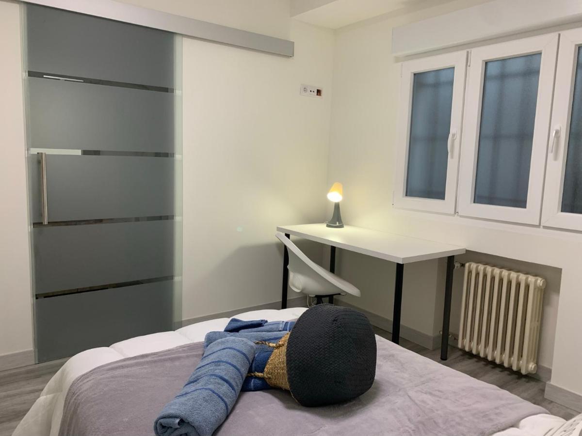 Mirrooms Oviedo Kültér fotó