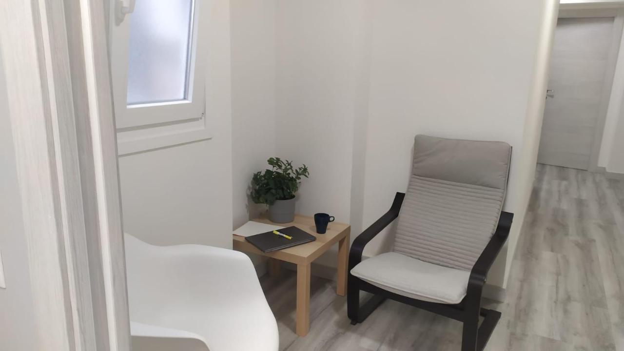 Mirrooms Oviedo Kültér fotó